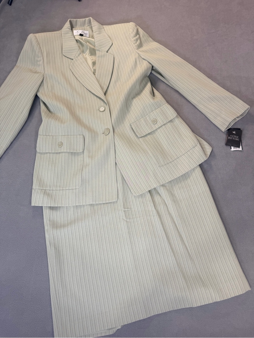 Le Suit- Women's Skirt Suit- Light Green- Size 12- Career/Business/Wedding- NWT